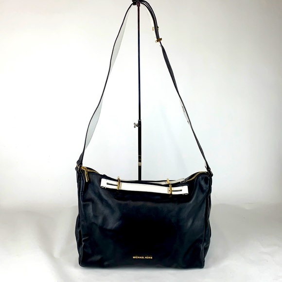 Michael kors bag - Picture 2 of 14